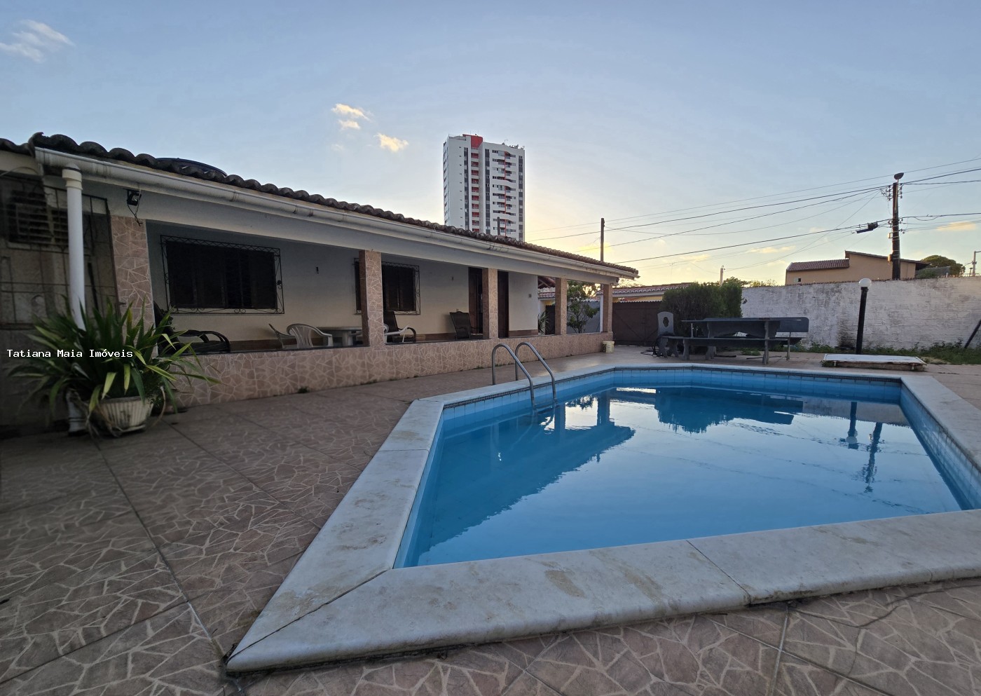 Casa, 3 quartos, 195 m² - Foto 1